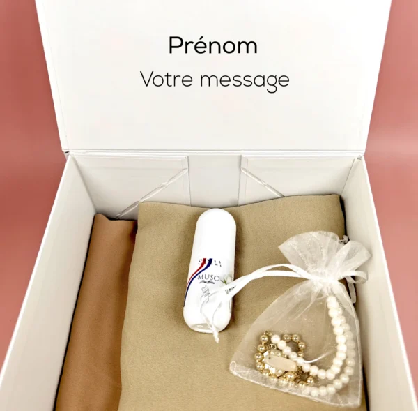 Coffret cadeau Aïd avec des muscs naturels pour une touche parfumée unique.